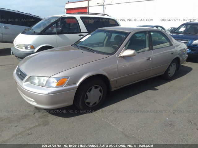 4T1BG22K2YU973430 - 2000 TOYOTA CAMRY CE/LE/XLE 金色 照片 2
