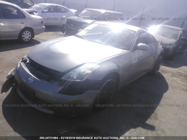 JN1BZ34E28M750495 - 2008 NISSAN 350Z COUPE GRAY photo 2