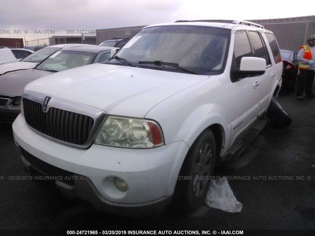 5LMFU28R33LJ08623 - 2003 LINCOLN NAVIGATOR 白色 照片 2
