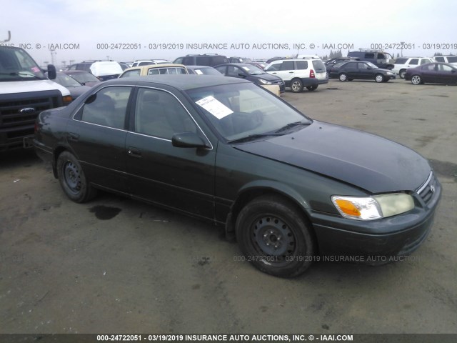 JT2BG22K3Y0447277 - 2000 TOYOTA CAMRY CE/LE/XLE GREEN photo 1