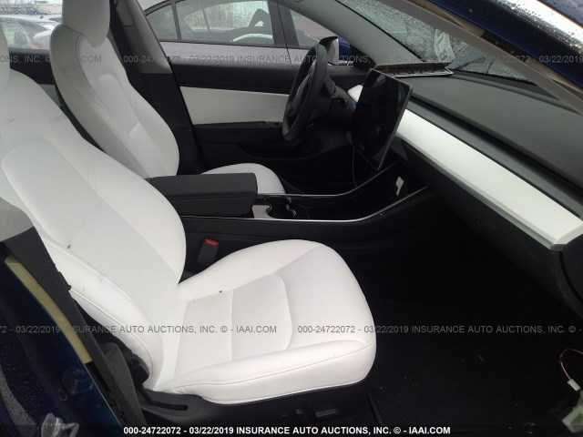 5YJ3E1EA1JF156072 - 2018 TESLA MODEL 3 BLUE photo 5