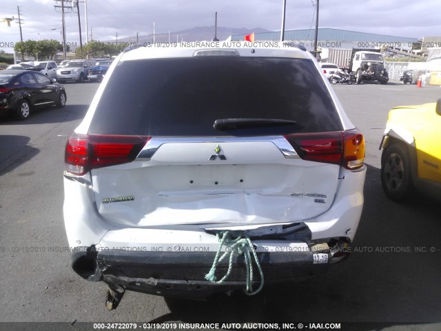 JA4AD3A34GZ062116 - 2016 MITSUBISHI OUTLANDER SE/SEL WHITE photo 6