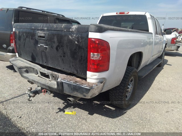 1GC2CVCGXBZ369999 - 2011 CHEVROLET SILVERADO C2500 HEAVY DUTY WHITE photo 4