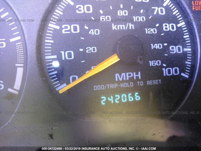 1GNCS13W0YK113175 - 2000 CHEVROLET BLAZER WHITE photo 7