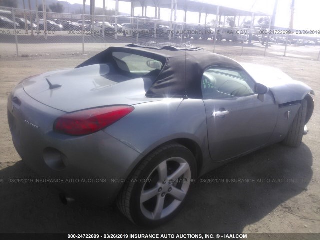 1G2MB35B27Y104996 - 2007 PONTIAC SOLSTICE GRAY photo 4