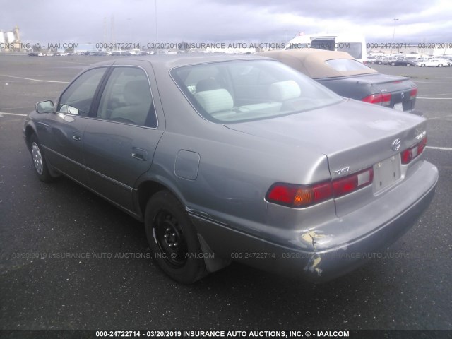 4T1BG22K2VU137287 - 1997 TOYOTA CAMRY CE/LE/XLE BROWN photo 3