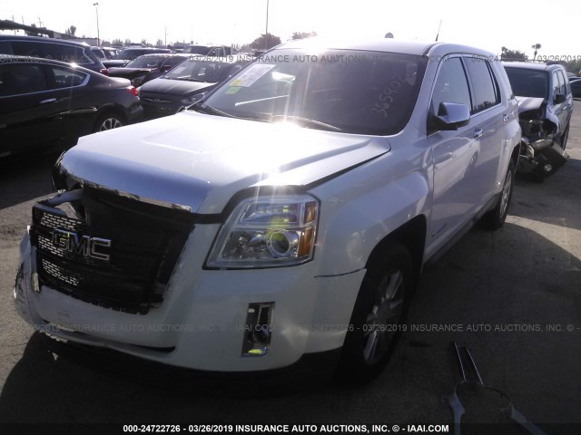 2GKALMEK3C6365902 - 2012 GMC TERRAIN SLE WHITE photo 2