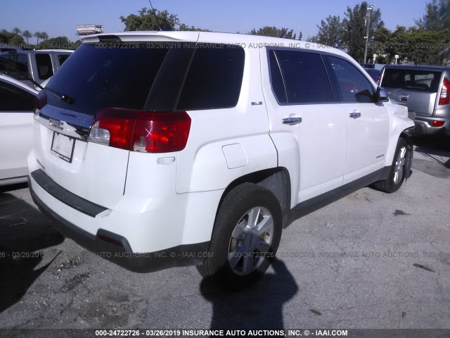 2GKALMEK3C6365902 - 2012 GMC TERRAIN SLE WHITE photo 4