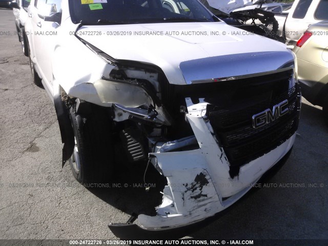 2GKALMEK3C6365902 - 2012 GMC TERRAIN SLE WHITE photo 6