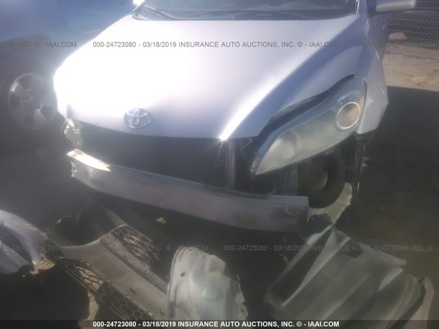 2T1KU40E29C027686 - 2009 TOYOTA COROLLA MATRIX  SILVER photo 6
