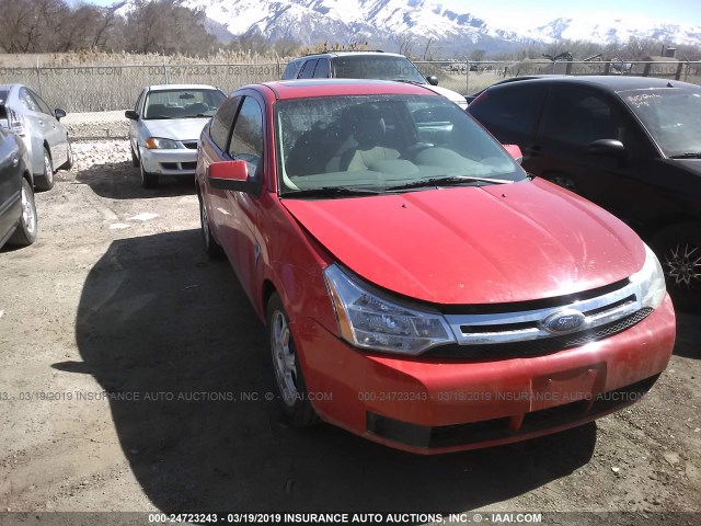 1FAHP33N98W103116 - 2008 FORD FOCUS SE/SEL/SES RED photo 1