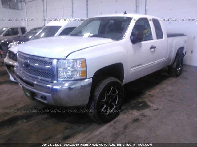 1GCRKSE7XDZ242511 - 2013 CHEVROLET SILVERADO K1500 LT 白色 照片 2