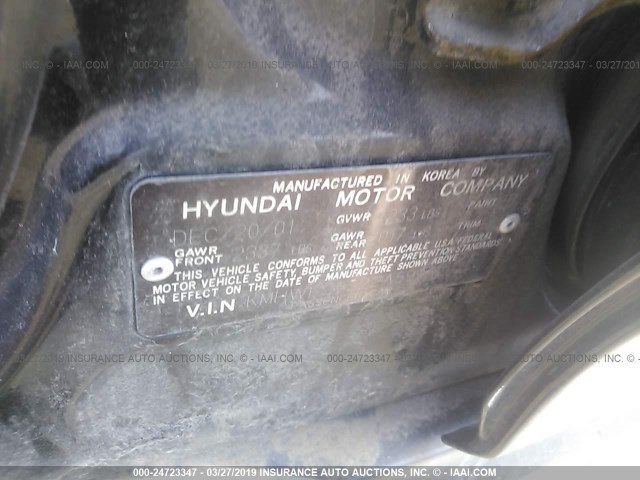 KMHWF25S22A599524 - 2002 HYUNDAI SONATA GL BLACK photo 9