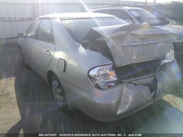 4T1BE32K33U709699 - 2003 TOYOTA CAMRY LE/XLE/SE SILVER photo 3