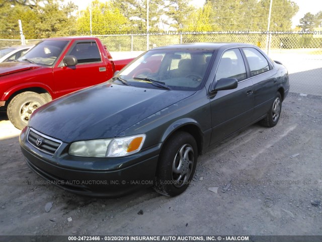 4T1BG22K11U060969 - 2001 TOYOTA CAMRY CE/LE/XLE GREEN photo 2