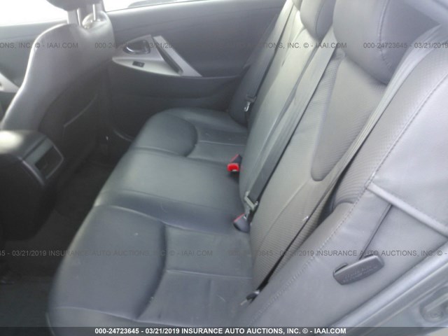 4T1BF3EK2BU733984 - 2011 TOYOTA CAMRY SE/LE/XLE GRAY photo 8