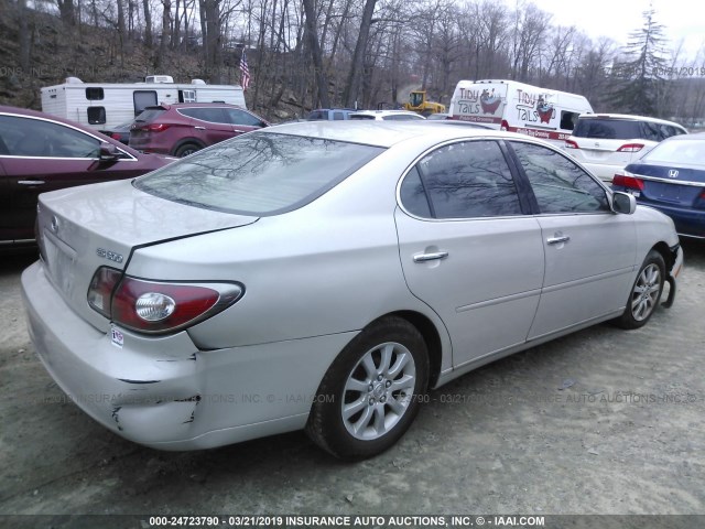 JTHBF30G420083259 - 2002 LEXUS ES 300 SILVER photo 4