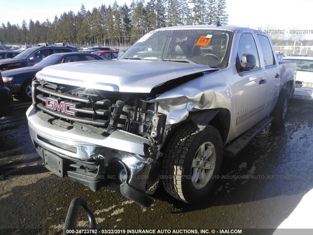 3GTP2VE36BG270793 - 2011 GMC SIERRA K1500 SLE SILVER photo 2