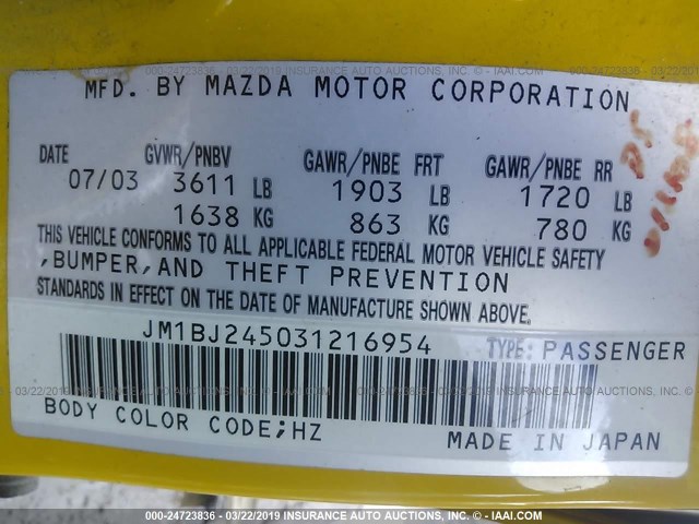 JM1BJ245031216954 - 2003 MAZDA PROTEGE PR5 YELLOW photo 9