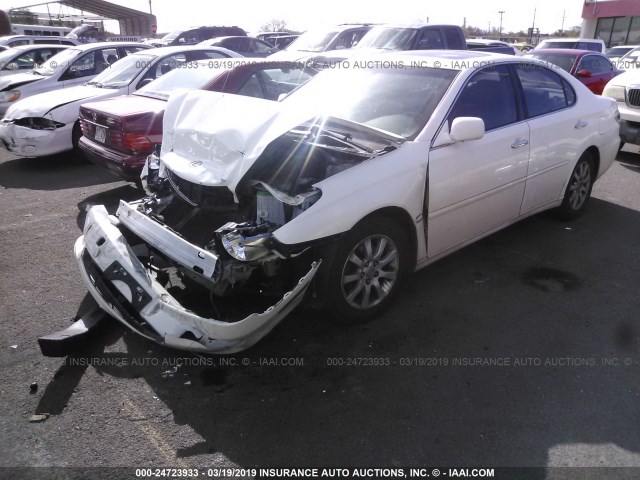 JTHBF30G520061111 - 2002 LEXUS ES 300 WHITE photo 2