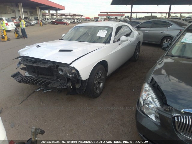 2C3CDZAG9FH775598 - 2015 DODGE CHALLENGER SXT WHITE photo 2