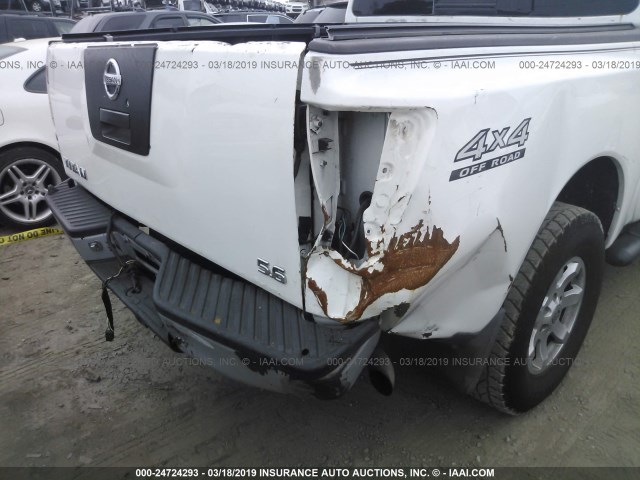 1N6AA07B44N559856 - 2004 NISSAN TITAN XE/SE/LE WHITE photo 6