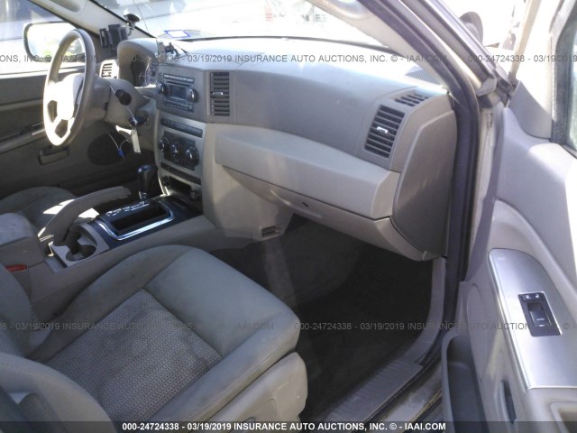 1J8GS48K77C623204 - 2007 JEEP GRAND CHEROKEE LAREDO/COLUMBIA/FREEDOM 棕色 照片 5