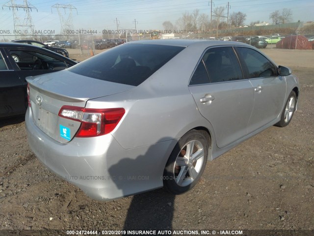 4T1BF1FK6CU612900 - 2012 TOYOTA CAMRY SE/LE/XLE SILVER photo 4