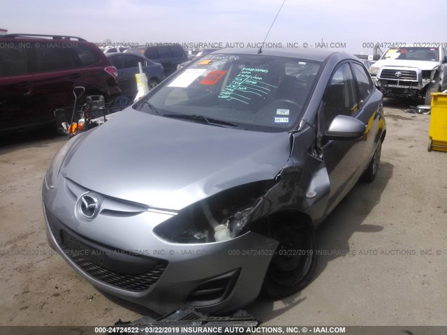 JM1DE1KY1E0172752 - 2014 MAZDA MAZDA2 SPORT SILVER photo 2