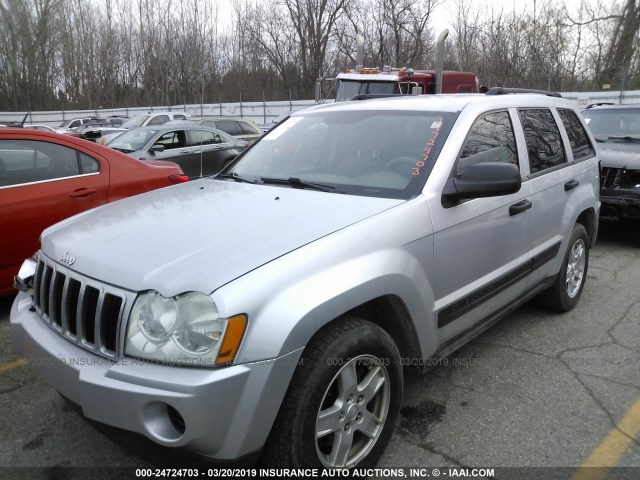 1J4GR48K66C113793 - 2006 JEEP GRAND CHEROKEE LAREDO/COLUMBIA/FREEDOM 银色 照片 2