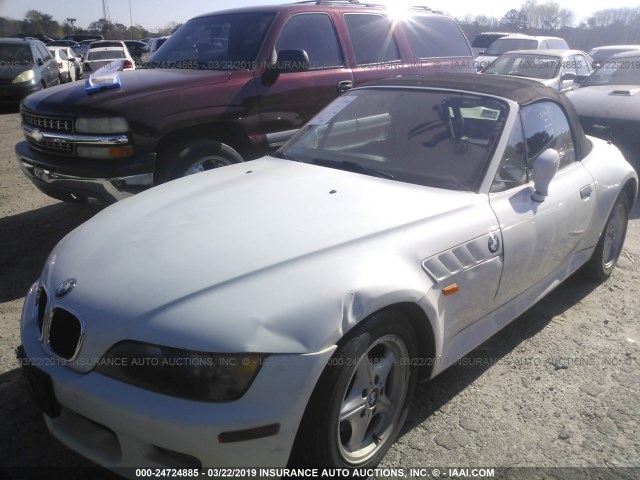 4USCH9331XLG00838 - 1999 BMW Z3 2.3 WHITE photo 2