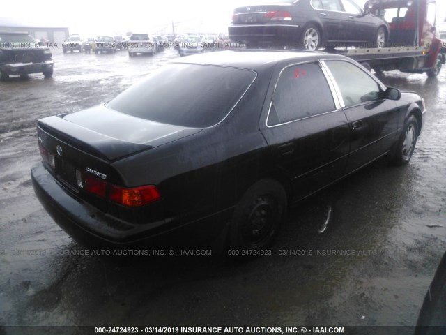 4T1BG22K31U070645 - 2001 TOYOTA CAMRY CE/LE/XLE 黑色 照片 4