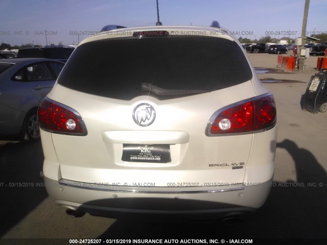 5GAER23718J274105 - 2008 BUICK ENCLAVE CXL WHITE photo 6