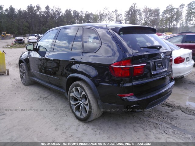 5UXZV8C52BL417327 - 2011 BMW X5 XDRIVE50I Negro foto 3