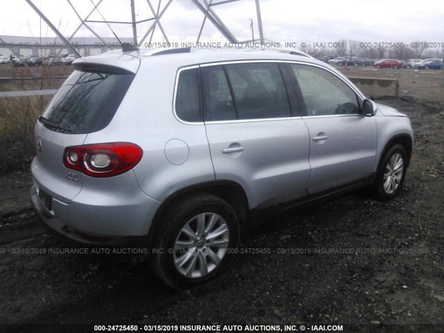 WVGBV75N19W513478 - 2009 VOLKSWAGEN TIGUAN SE/SEL SILVER photo 4