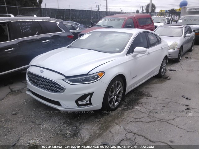 3FA6P0RU3KR138779 - 2019 FORD FUSION HYBRID WHITE photo 2