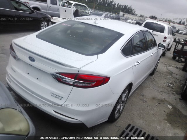 3FA6P0RU3KR138779 - 2019 FORD FUSION HYBRID WHITE photo 4