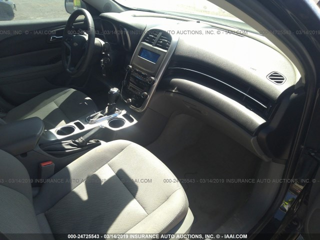1G11B5SL8EF139938 - 2014 CHEVROLET MALIBU LS შავი ფოტო 5