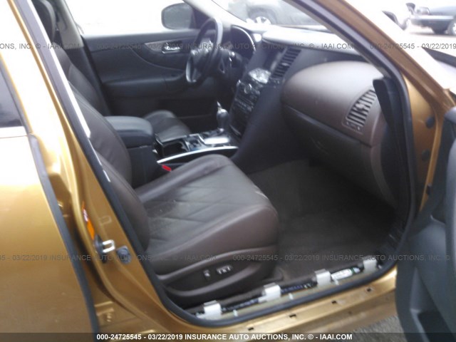 JNRAS18W09M159281 - 2009 INFINITI FX35 GOLD photo 5