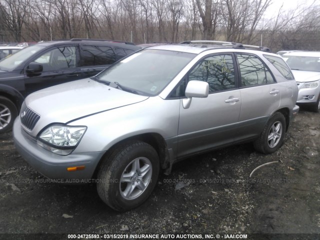 JT6HF10U4Y0098513 - 2000 LEXUS RX 300 SILVER photo 2