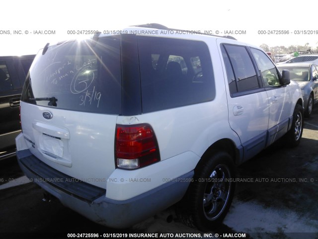 1FMRU15W13LC48254 - 2003 FORD EXPEDITION XLT WHITE photo 4
