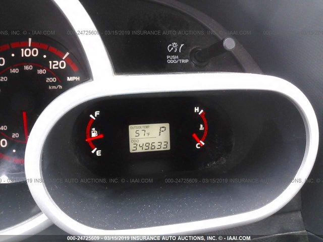 2T1KU40EX9C034983 - 2009 TOYOTA COROLLA MATRIX  GOLD photo 7