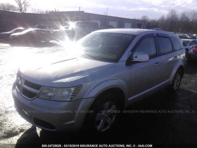 3D4GG57V09T215132 - 2009 DODGE JOURNEY SXT SILVER photo 2