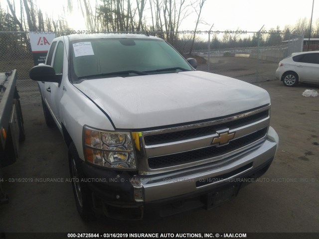 3GCUKUEJ5BG246349 - 2011 CHEVROLET SILVERADO K1500 HYBRID WHITE photo 1