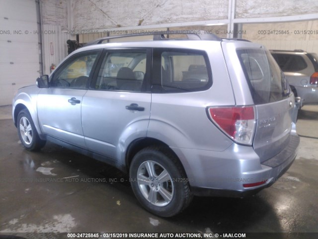 JF2SHBBC0CH440778 - 2012 SUBARU FORESTER 2.5X SILVER photo 3