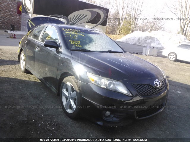 4T1BF3EK4BU704776 - 2011 TOYOTA CAMRY SE/LE/XLE BLACK photo 1