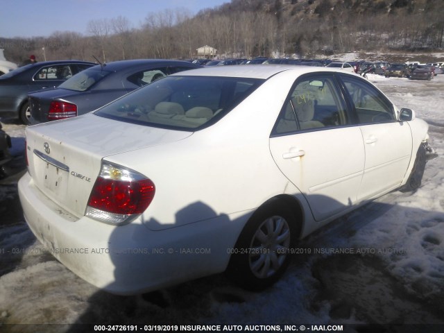 4T1BE30K55U534328 - 2005 TOYOTA CAMRY LE/XLE/SE WHITE photo 4