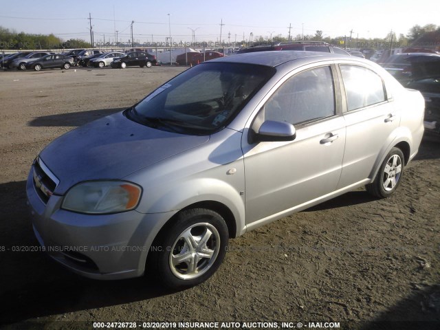 KL1TD56648B004683 - 2008 CHEVROLET AVEO LS SILVER photo 2