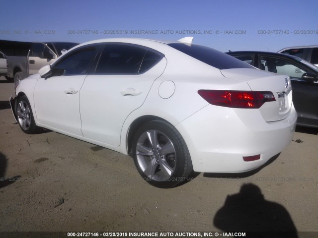 19VDE1F57FE008374 - 2015 ACURA ILX 20 PREMIUM WHITE photo 3