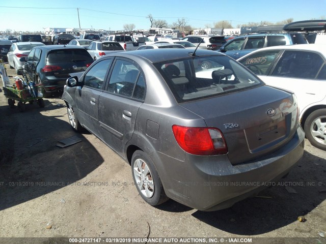 KNADH4A36B6910758 - 2011 KIA RIO LX/SX GRAY photo 3